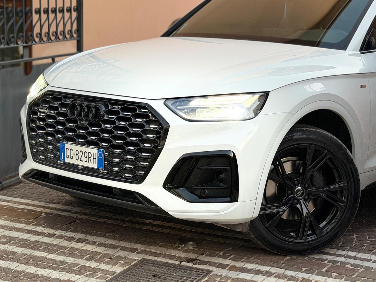 Audi Q5 40 TDI quattro S tronic line plus