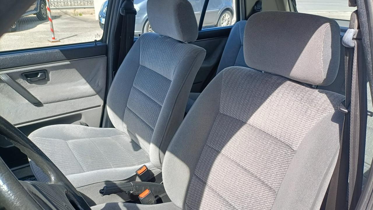 Volkswagen Golf 1300 5 porte GL