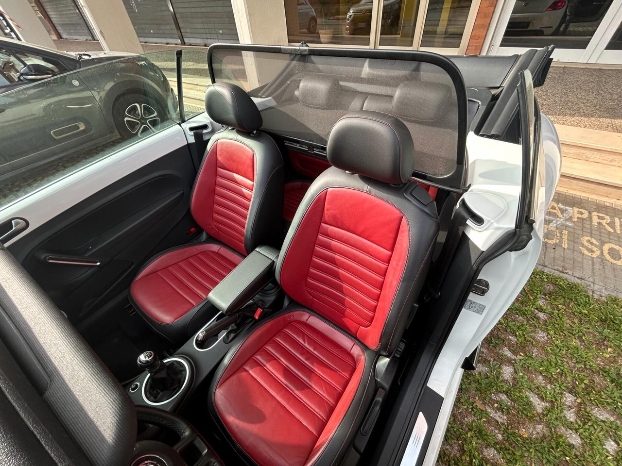 Volkswagen Maggiolino Cabrio 1.4 TSI 60's anniversary pack , pelle, led, navi