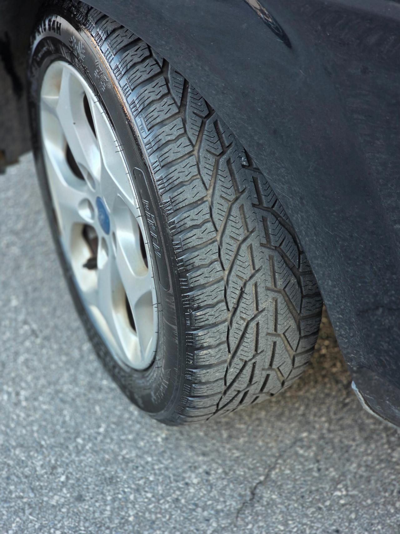 Ford Focus 1.6 TDCi (110CV) 5p. Tit. DPF