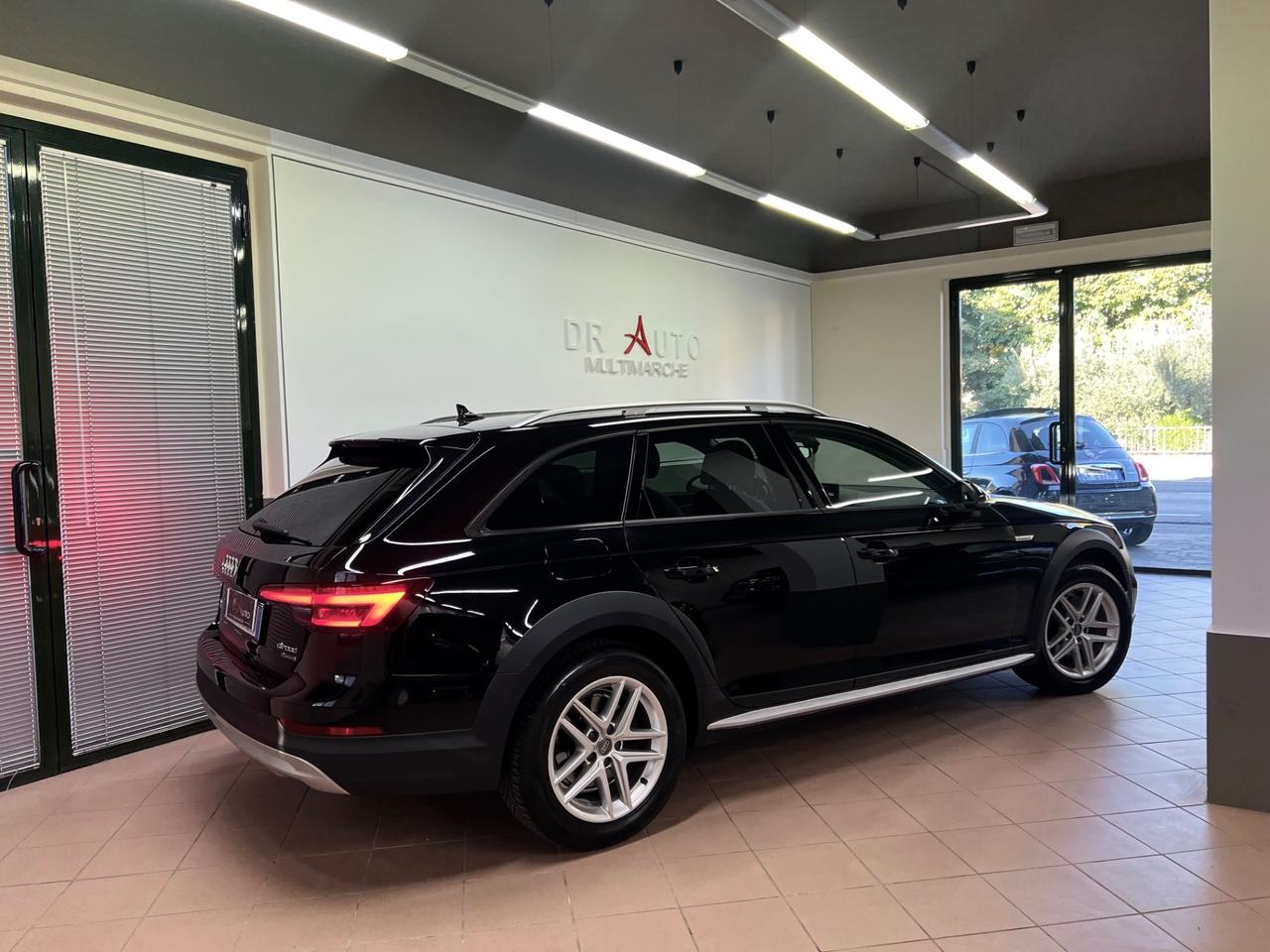 Audi A4 allroad 2.0 TDI Business Evolution