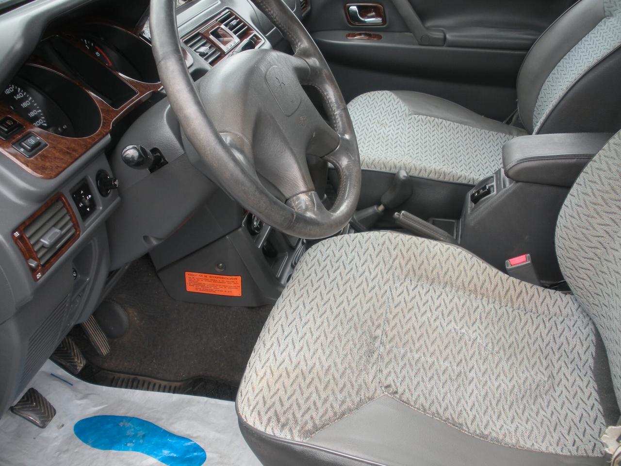 Mitsubishi Pajero 2.5 TDI 3p. GLS 115CV