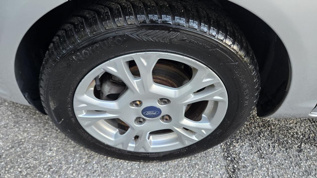 Ford Fiesta 1.5 TDCi 75CV 5 porte Titanium Neopate
