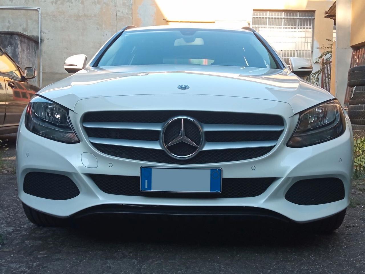 Mercedes-benz C 200d S.W.Business *39.000 KM*