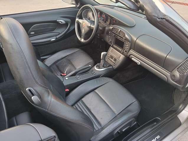 Porsche 996 CABRIO 320CV MANUALE