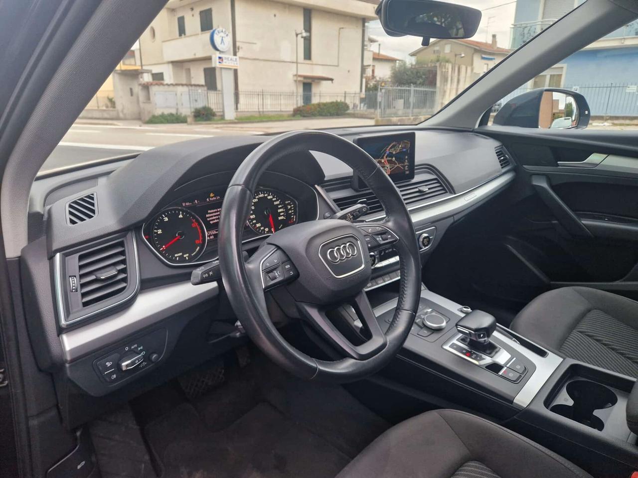 Audi Q5 35 TDI S tronic Business Design