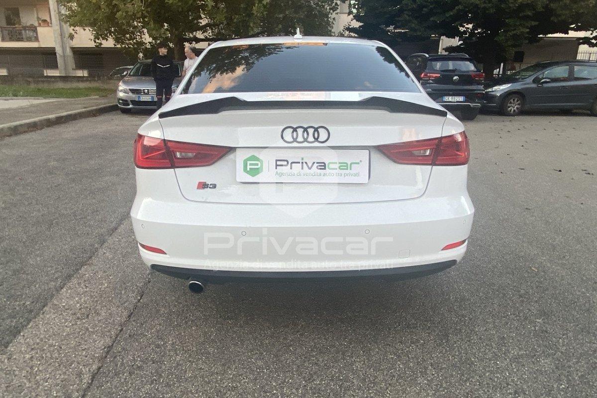 AUDI A3 Sedan 1.6 TDI clean diesel Ambiente