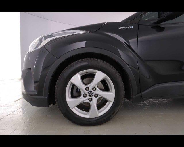 TOYOTA C-HR 1.8 Hybrid E-CVT Business