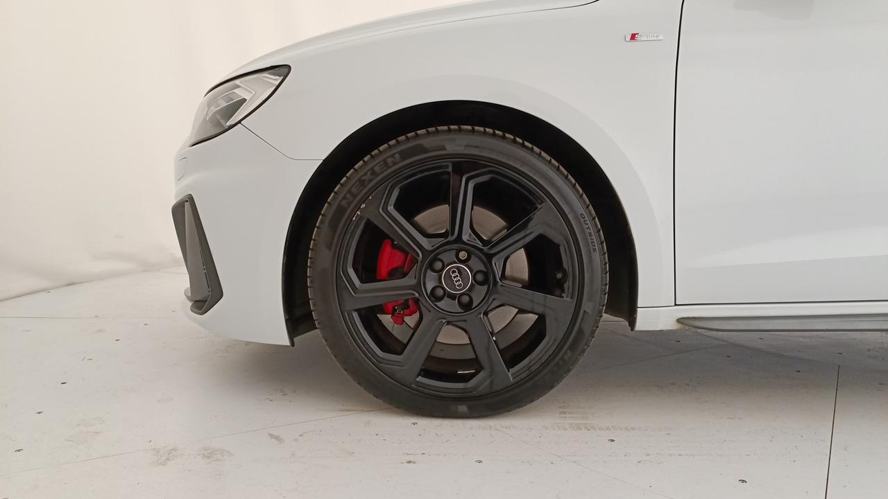 AUDI A1 Sportback 40 2.0 tfsi 200cv S Line Edition s-tronic