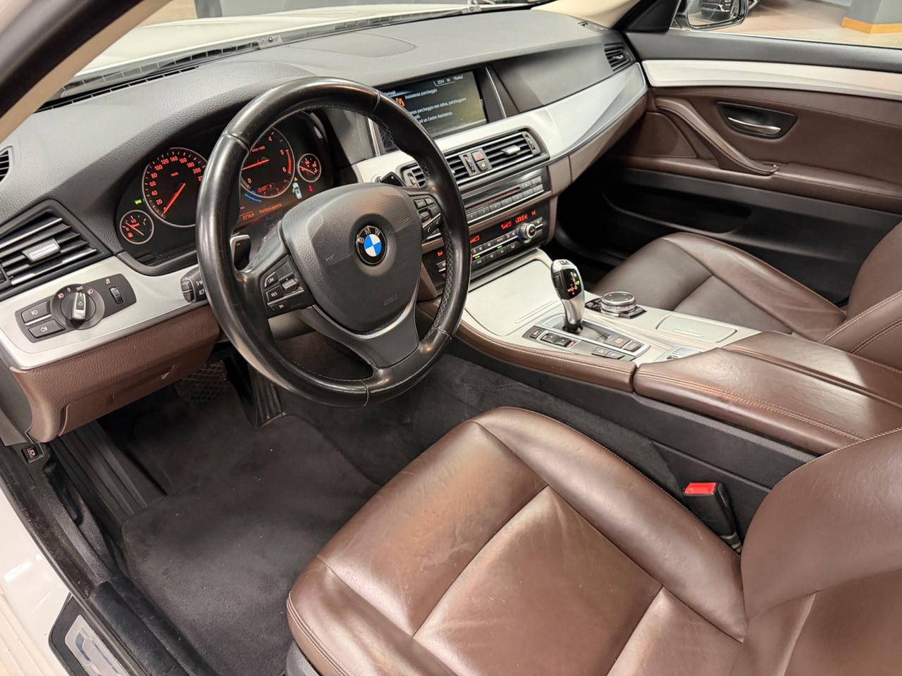 Bmw 520 520d xDrive Luxury