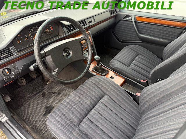 MERCEDES-BENZ 200 E #uniproprietario
