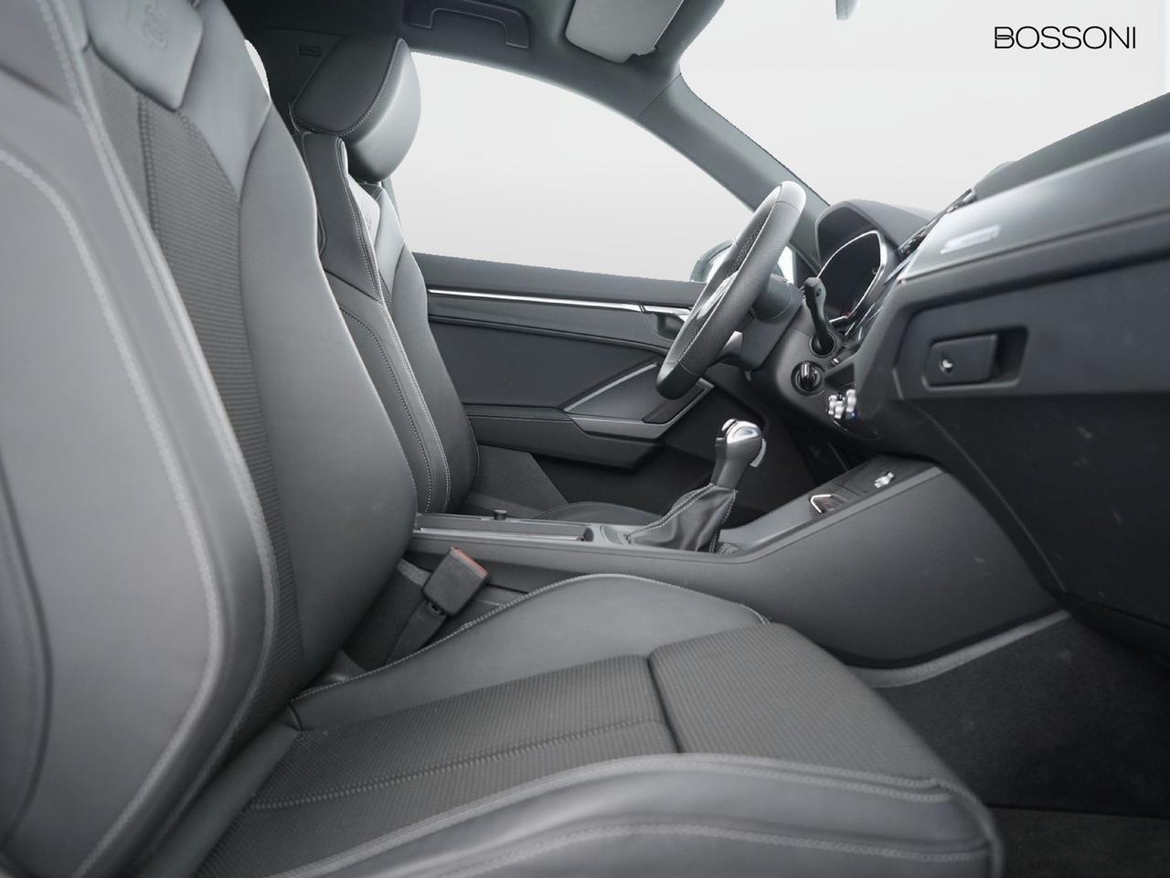 Audi Q3 35 2.0 tdi s line edition s tronic