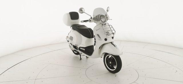PIAGGIO Vespa GTS 300 Super GTS
