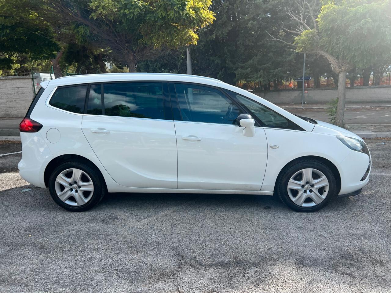 Opel Zafira - 7 POSTI