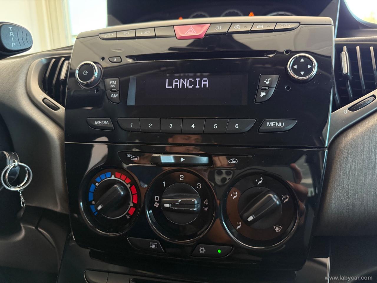 LANCIA Ypsilon 1.2 69 CV 5p. S&S Silver