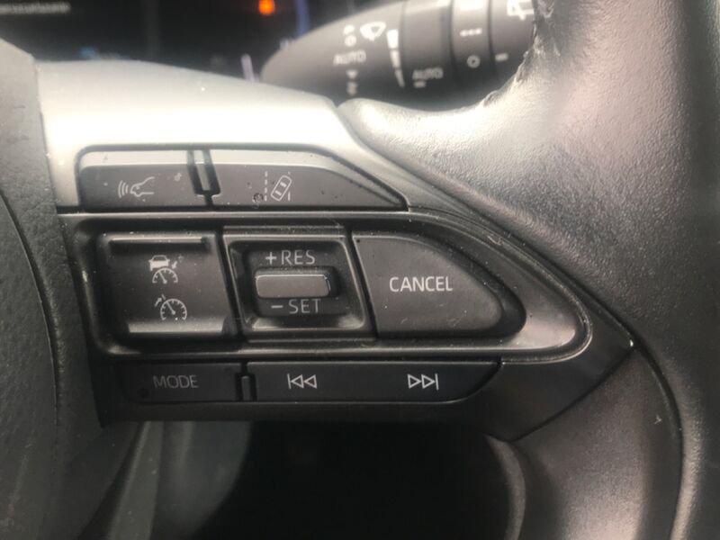 Toyota Yaris Cross 1.5H (116 CV) E-CVT Trend