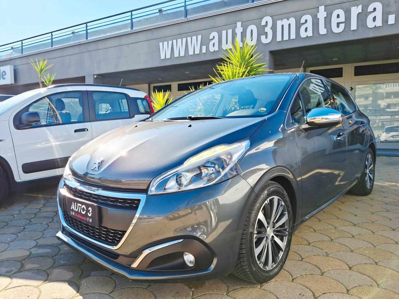 Peugeot 208 BlueHDi 75 5 porte Allure KM 68.000