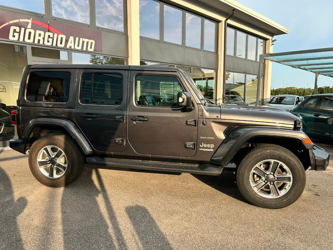 Jeep Wrangler Unlimited 2.0 turbo Sahara 1941 by Mopar auto