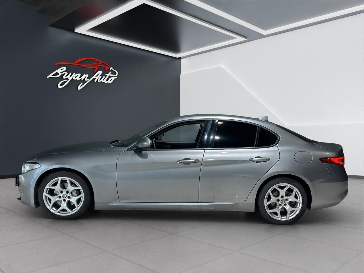 Alfa Romeo Giulia 2.2 Turbodiesel 160 CV AT8 Sport-Tech