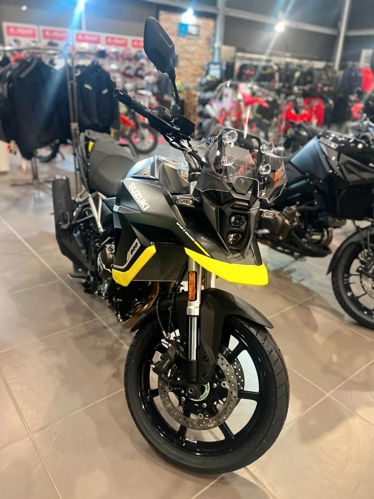 Suzuki V Strom DL 800 SE