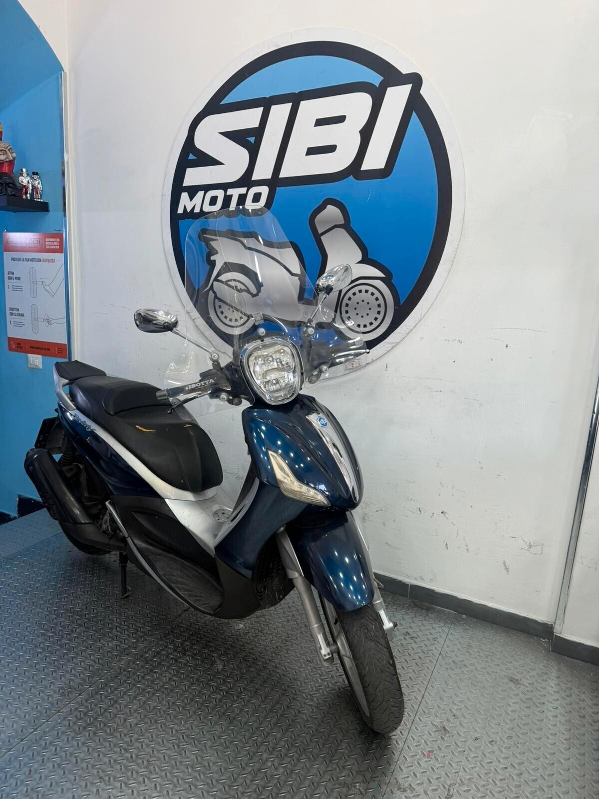 Piaggio Beverly 300