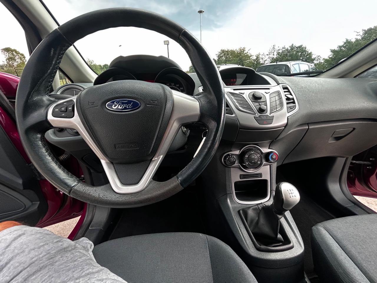 Ford Fiesta 1.4 TDCi 5p. Titanium