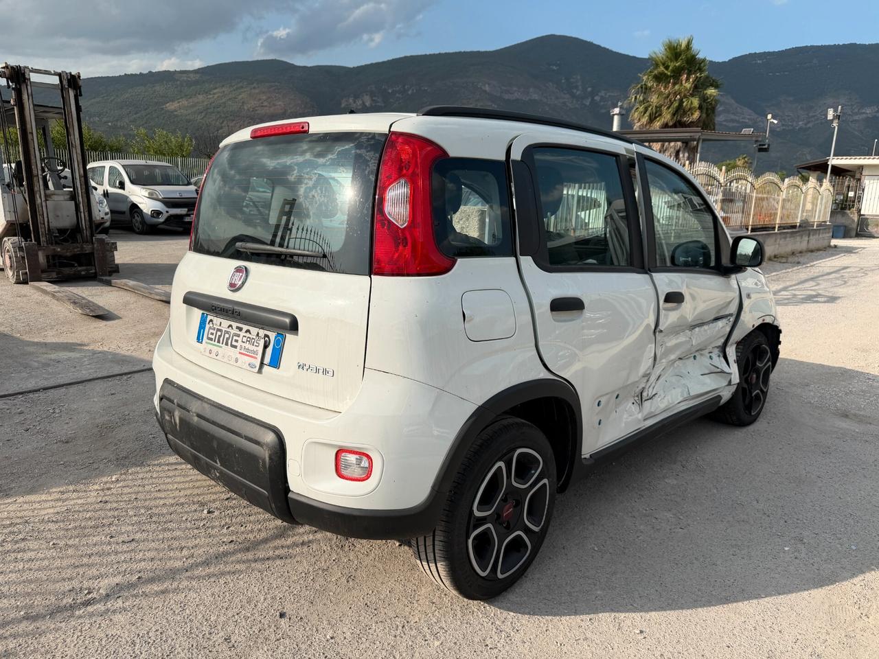 FIAT PANDA 2022 1.0 HYBRID 70 CV *AIRB OK