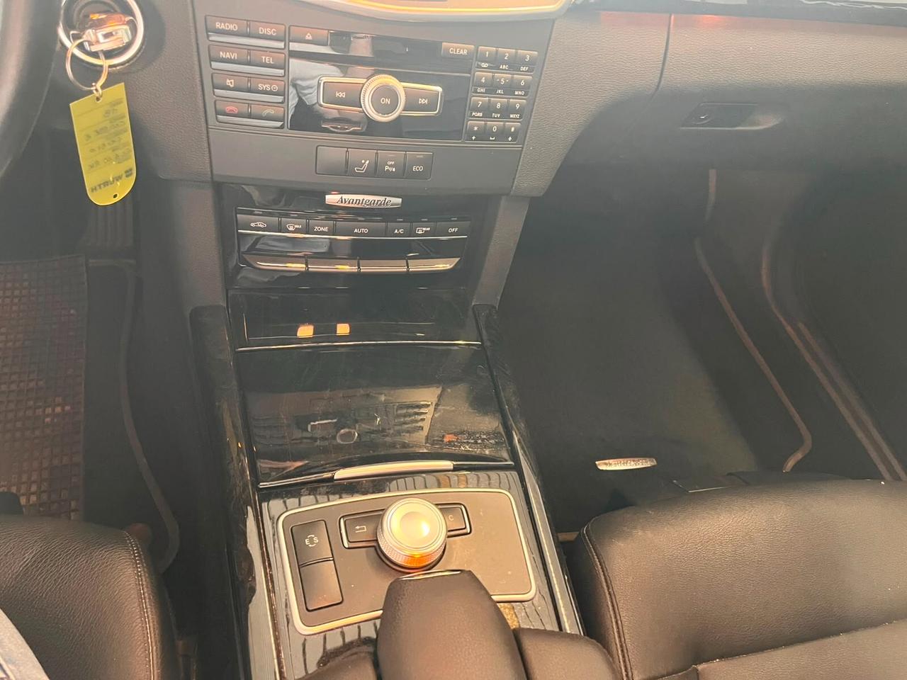 Mercedes-benz E 250 CDI BlueEFFICIENCY Avantgarde