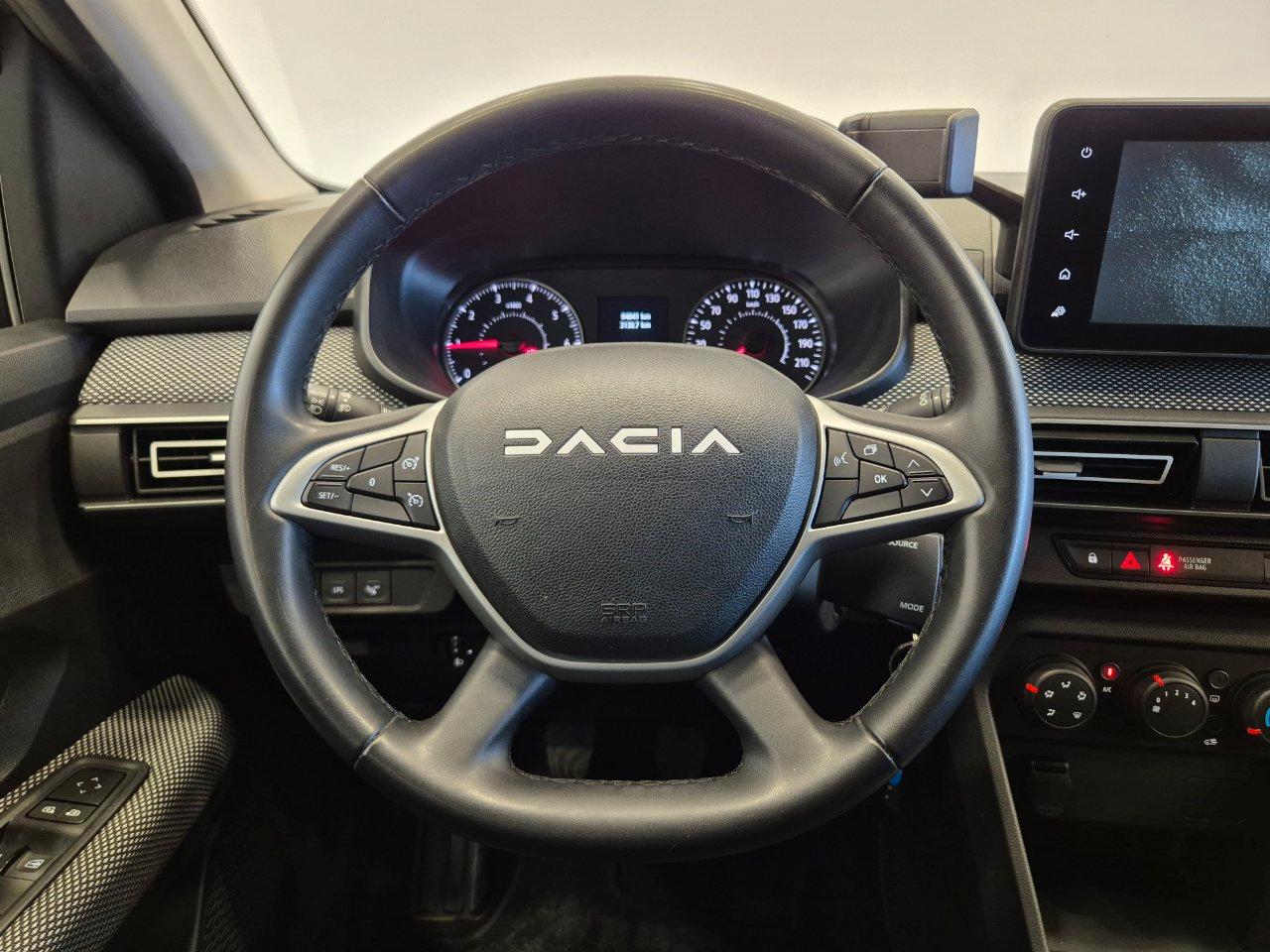 Dacia Jogger 1.0 tce Comfort Gpl 100cv 7p.ti - UNIPROPRIETARIO - NEOPATENTATI - Gancio