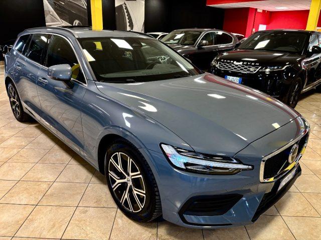 VOLVO V60 B4 (d) automatico Core UNIPRO - KM CERTIFICATI