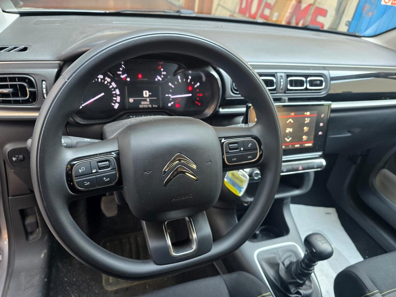 Citroen C3 BlueHDi 100 S&S Shine rate 99,00