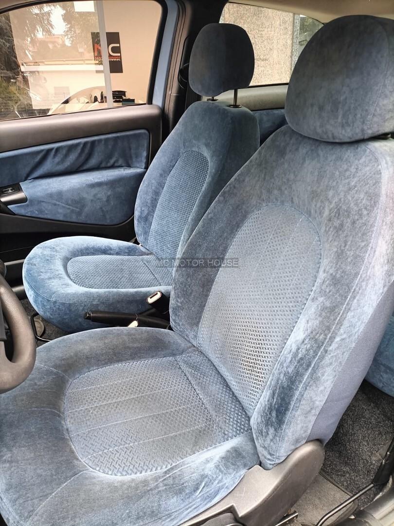 LANCIA YPSILON 1.2 BENZINA *NEOPATENTATI* RATE