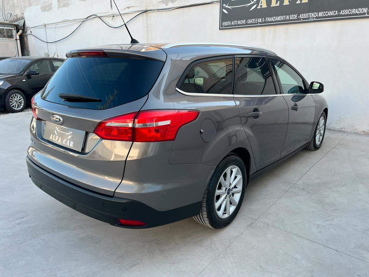 FORD FOCUS 1.5 TDCi 120 CV SW 2015!!! FULL OPTIONAL!!!