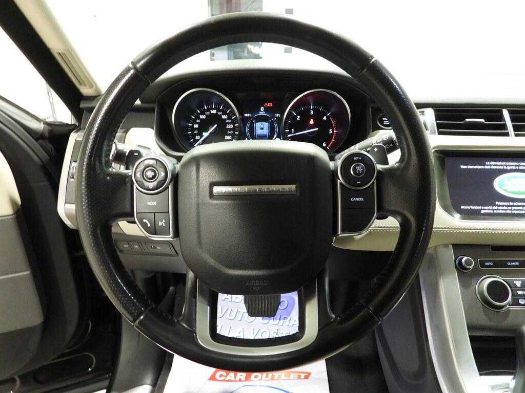 Land Rover Range Rover Sport 3.0 TDV6 HSE 4WD Auto