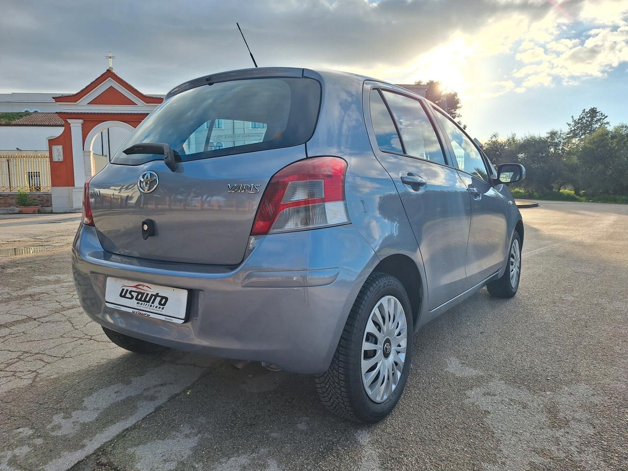 Toyota Yaris 1.0 BENZINA 5 PORTE"PERFETTA"