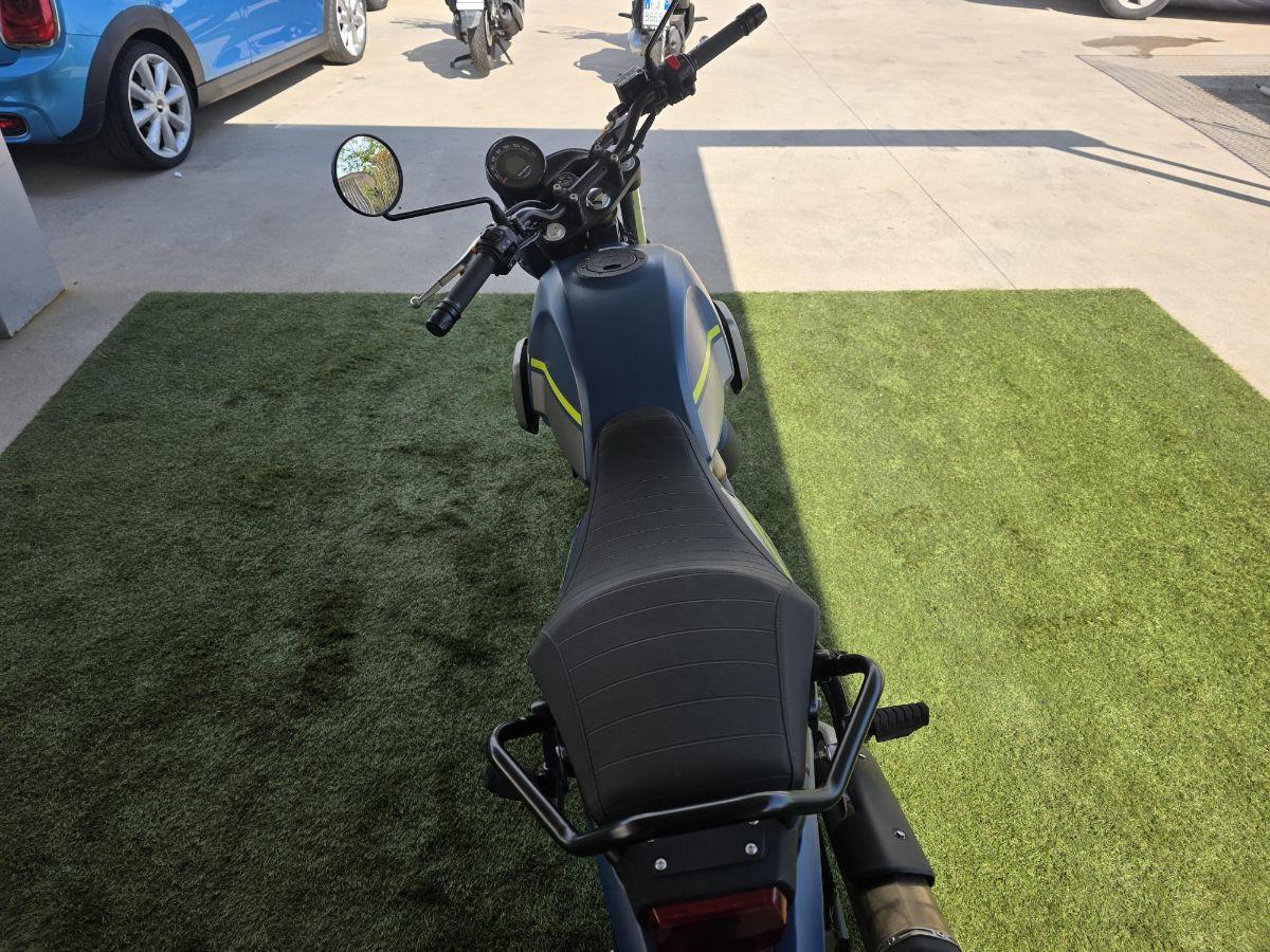 Royal Enfield - Himalayan 400 - Bicolor