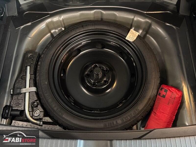 Volkswagen T-Roc 1.0 TSI 110 Cv Style - CarPlay, LED, Cruise ecc