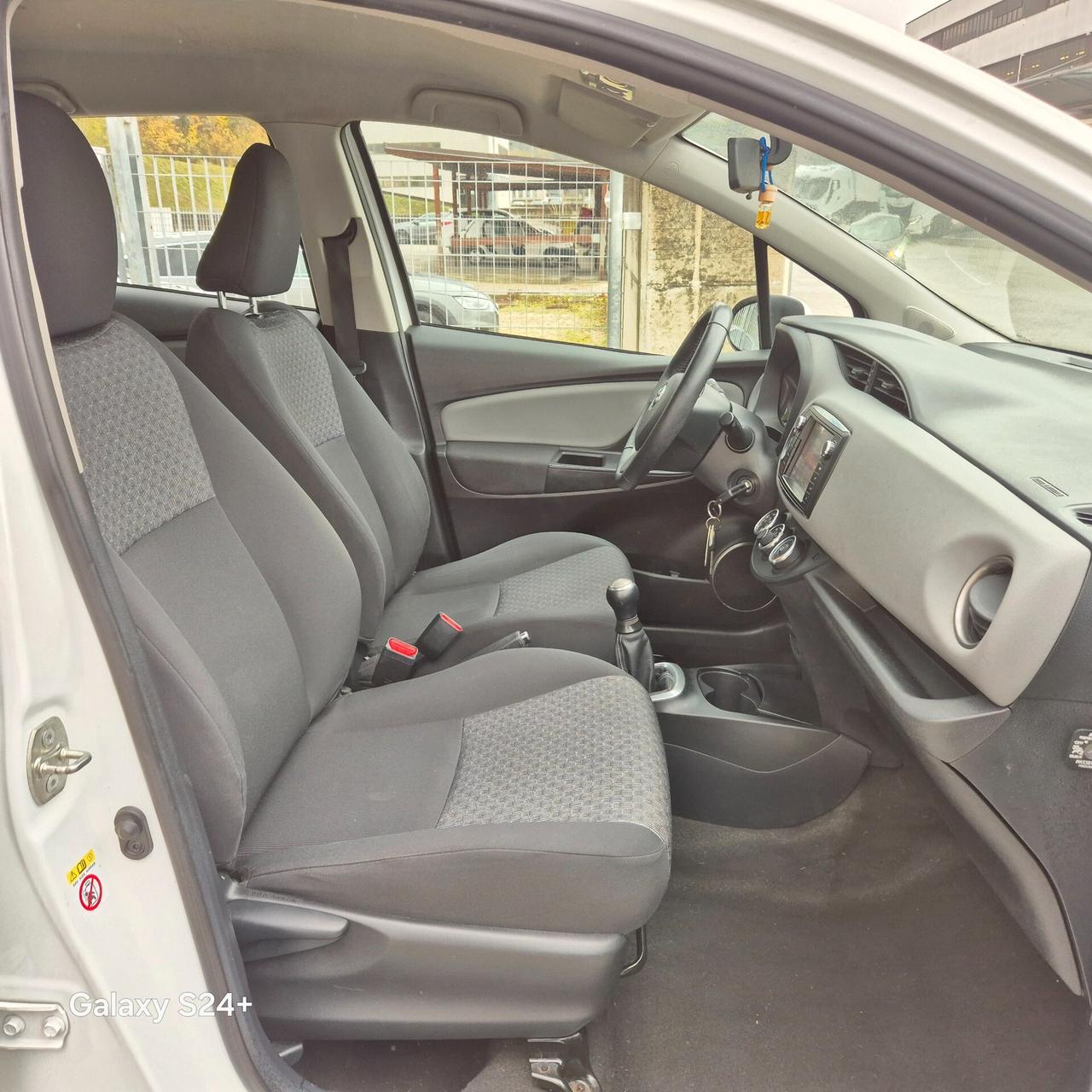 Toyota Yaris 1.0 5 porte Active NEOPATENTATI