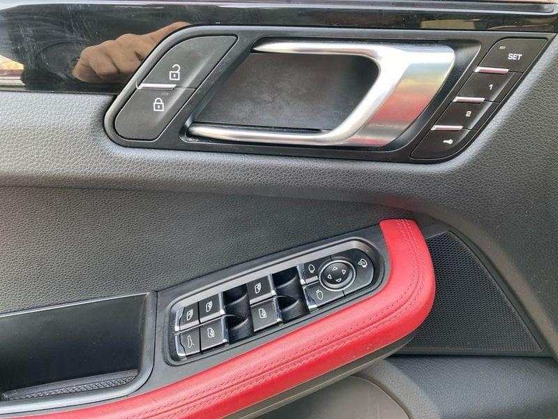 Porsche Macan 2.0 265cv pdk