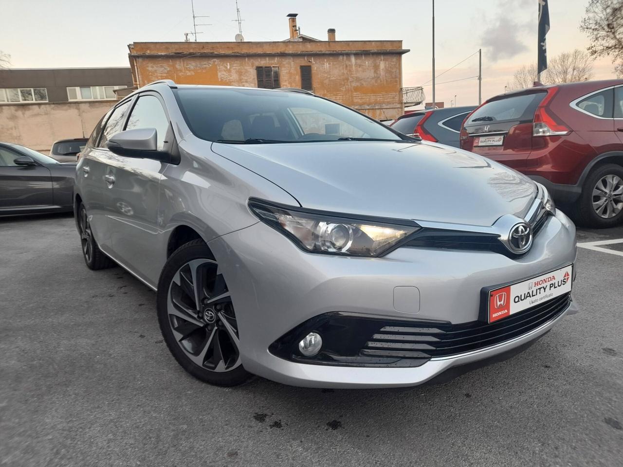 Toyota Auris Touring Sports 1.6 D-4D Lounge