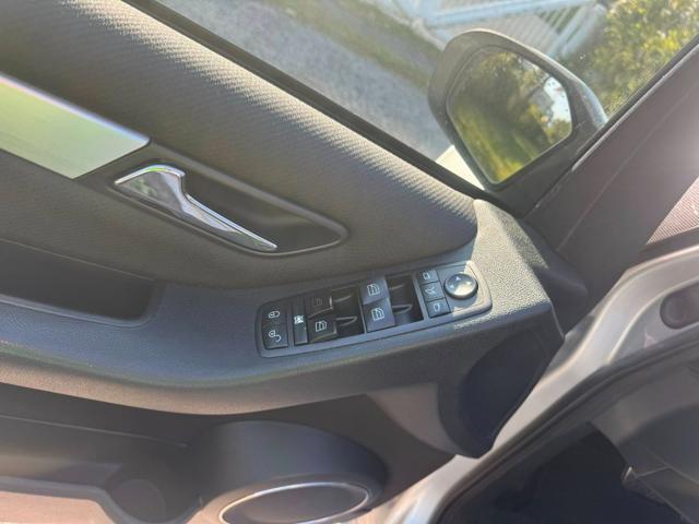 MERCEDES-BENZ B 200 sport