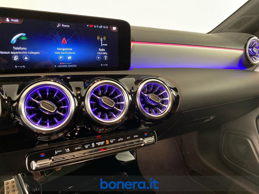 Mercedes CLA 250 250 Premium 4Matic 7G-DCT