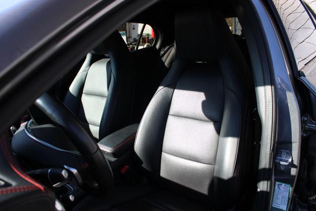 MERCEDES-BENZ GLA 220 d 4Matic Premium AMG-NIGHT-GANCIO