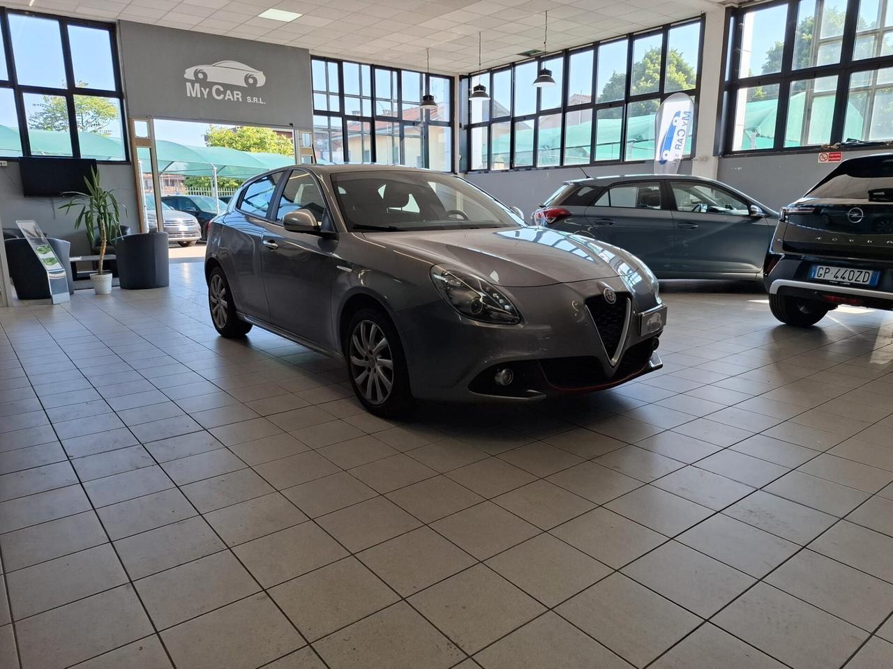Alfa Romeo Giulietta Benz/Gpl Manuale