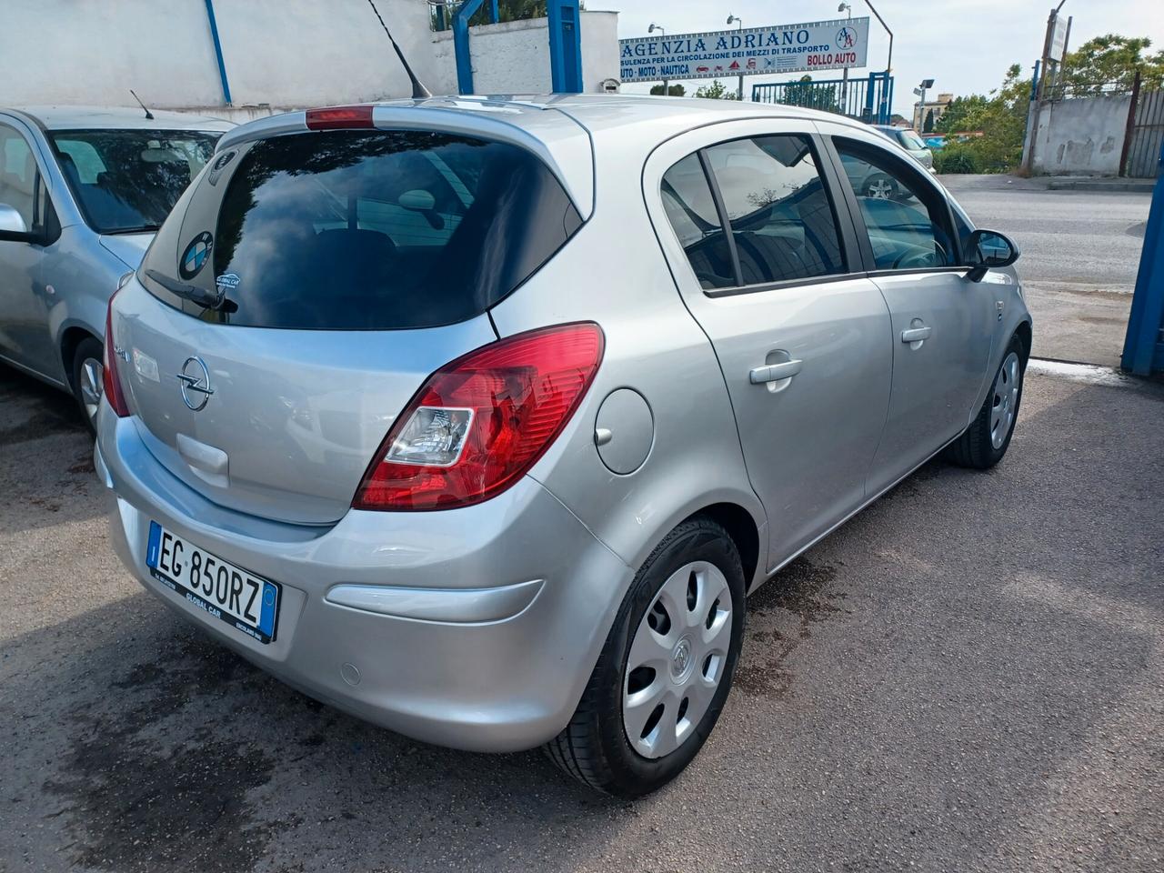 Opel Corsa 1.2 5 porte UNICO PROPRIETARIO