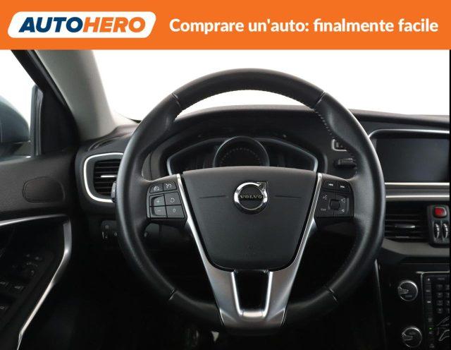 VOLVO V40 D2 Geartronic Momentum
