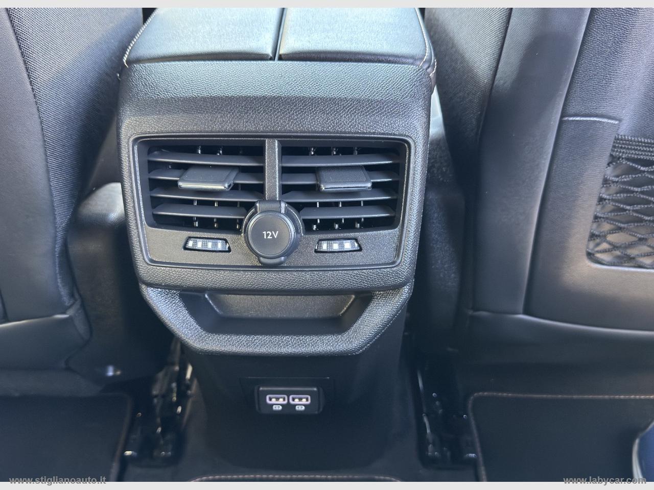 PEUGEOT 3008 BlueHDi 130 S&S EAT8 GT