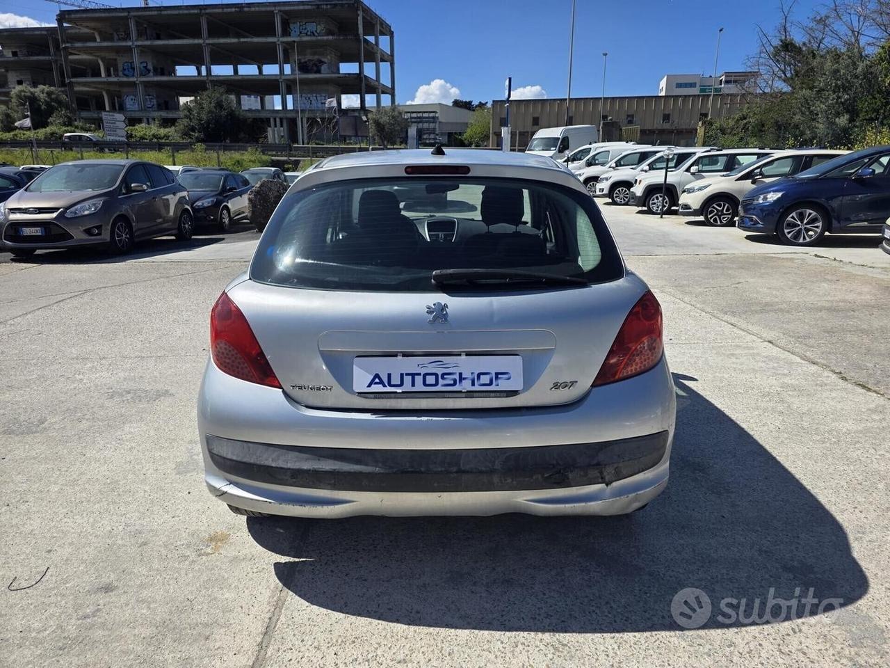 Peugeot 207 1.4 HDi 70CV 5p. XT