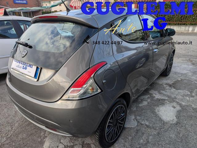 LANCIA Ypsilon 1.2 69 CV 5 porte Gold