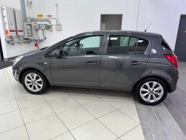 OPEL Corsa 1.2 5 porte Sport